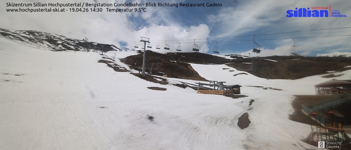 Archiv Foto Webcam Bergstation Gondelbahn in Sillian