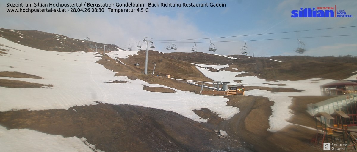 Archiv Foto Webcam Bergstation Gondelbahn in Sillian