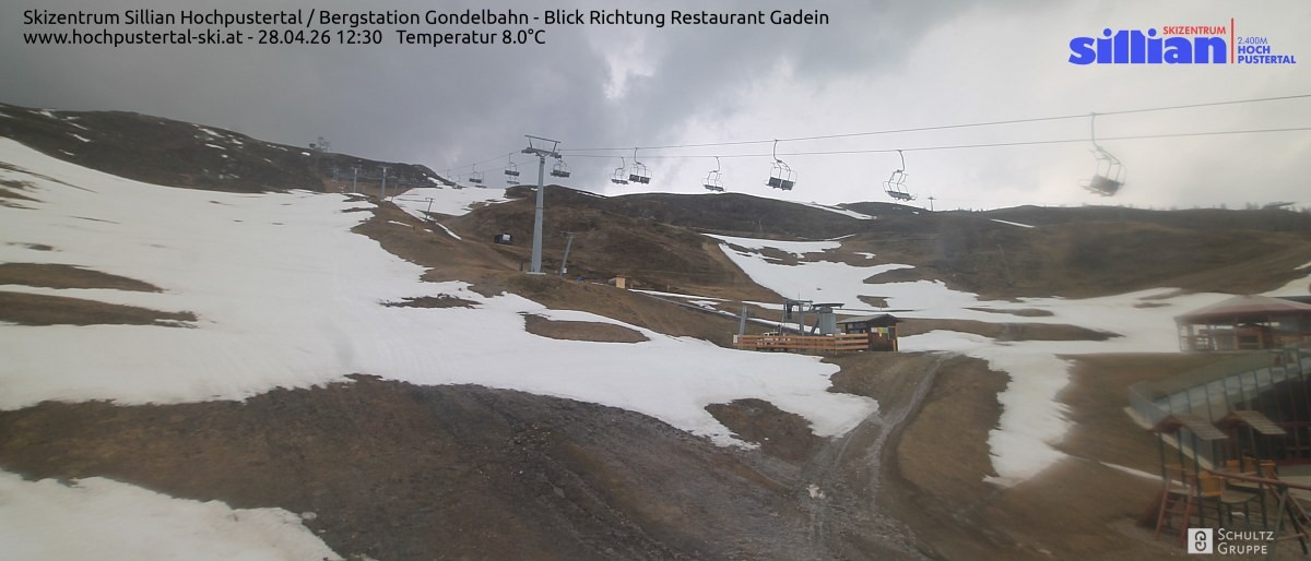 Archiv Foto Webcam Bergstation Gondelbahn in Sillian