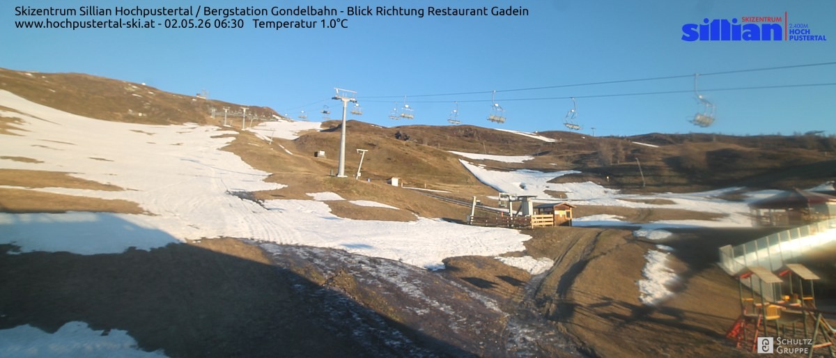 Archiv Foto Webcam Bergstation Gondelbahn in Sillian