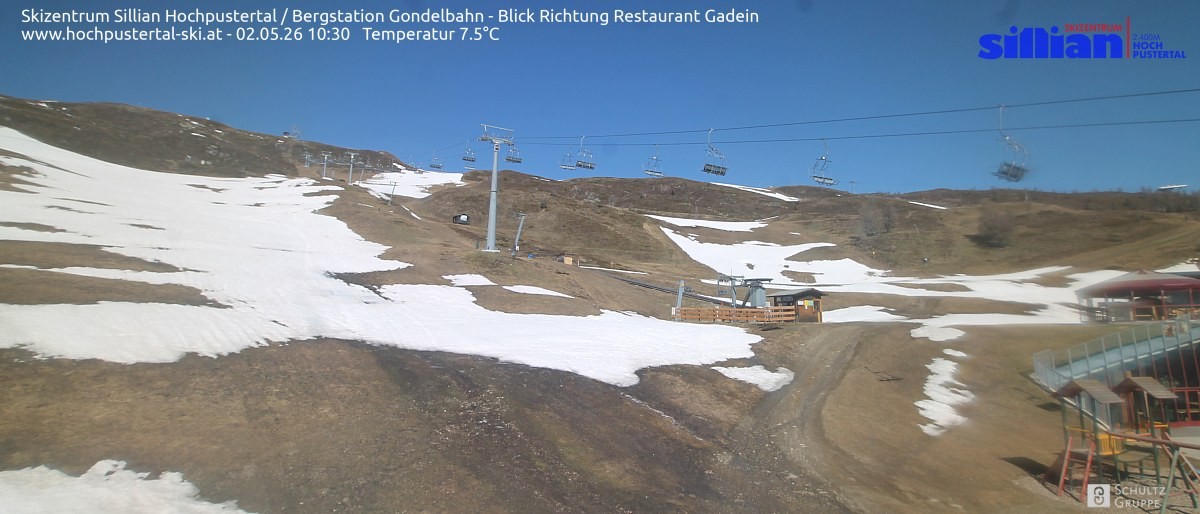 Archiv Foto Webcam Bergstation Gondelbahn in Sillian
