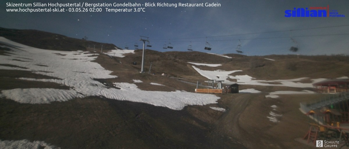 Archiv Foto Webcam Bergstation Gondelbahn in Sillian