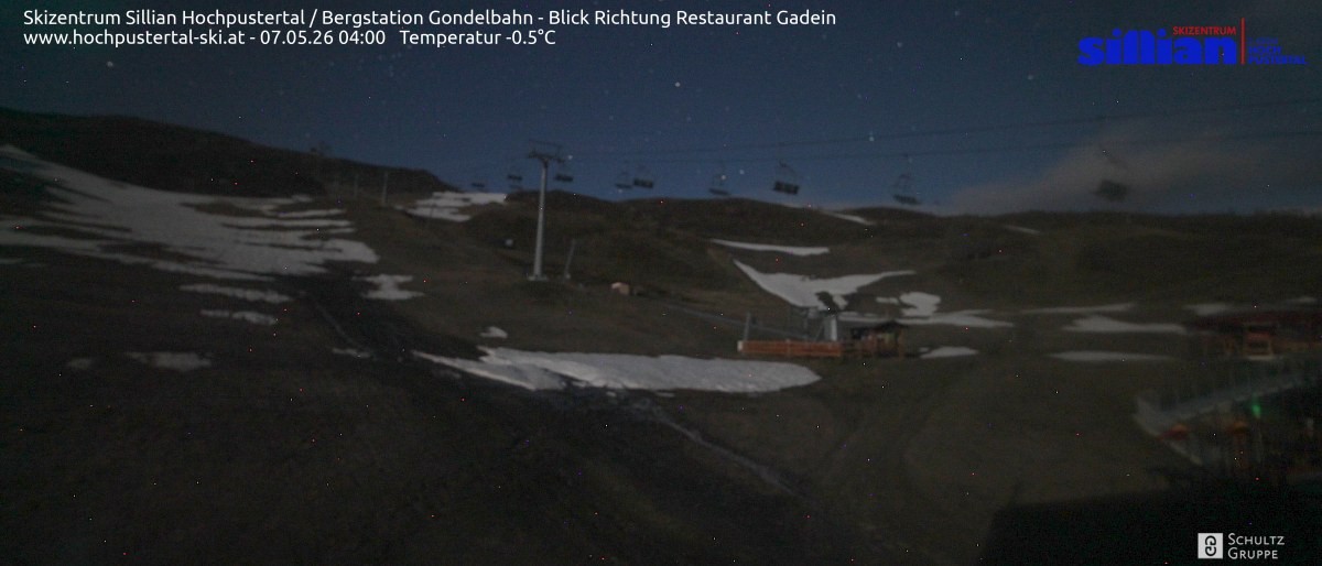 Archiv Foto Webcam Bergstation Gondelbahn in Sillian