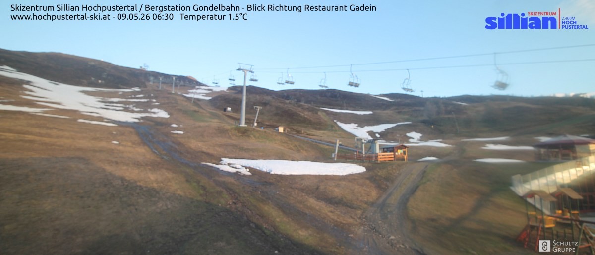 Archiv Foto Webcam Bergstation Gondelbahn in Sillian