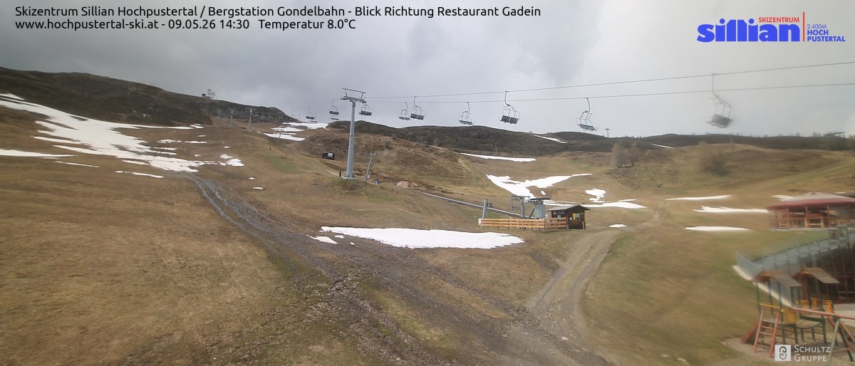 Archiv Foto Webcam Bergstation Gondelbahn in Sillian