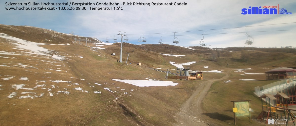 Archiv Foto Webcam Bergstation Gondelbahn in Sillian