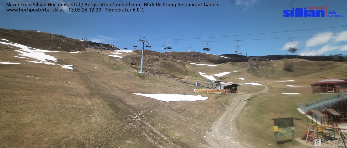 Archiv Foto Webcam Bergstation Gondelbahn in Sillian