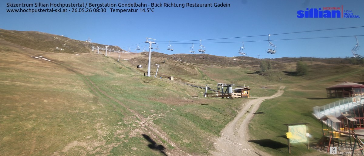 Archiv Foto Webcam Bergstation Gondelbahn in Sillian