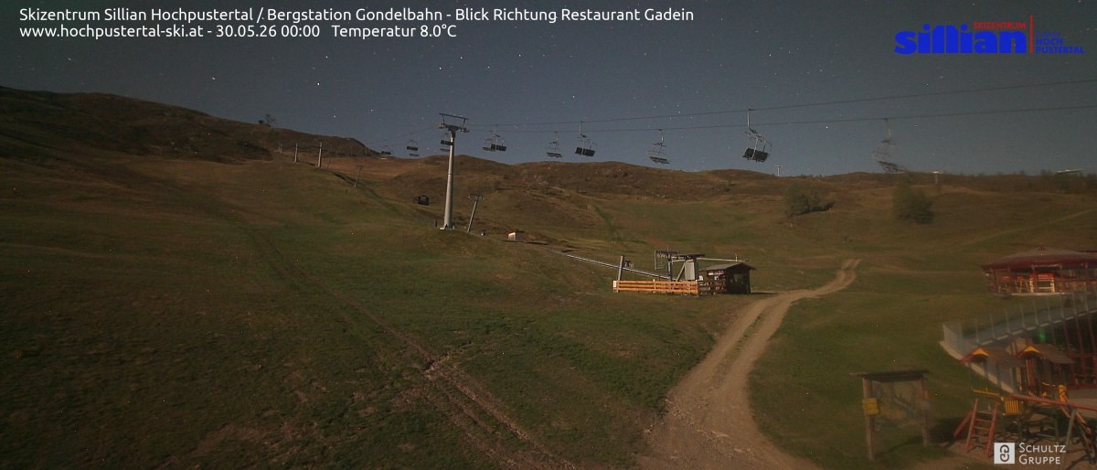 Archiv Foto Webcam Bergstation Gondelbahn in Sillian