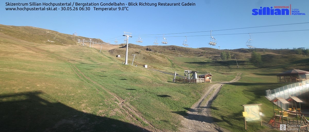 Archiv Foto Webcam Bergstation Gondelbahn in Sillian