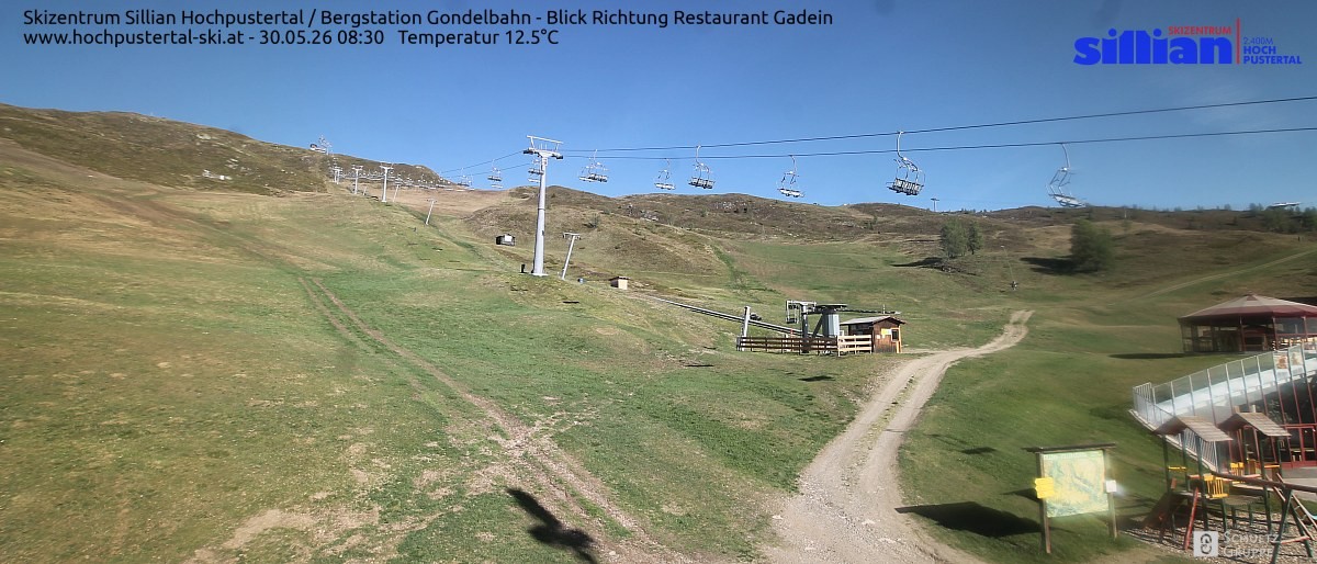 Archiv Foto Webcam Bergstation Gondelbahn in Sillian