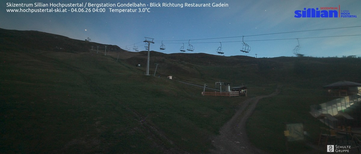 Archiv Foto Webcam Bergstation Gondelbahn in Sillian