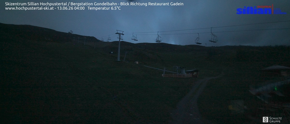 Archiv Foto Webcam Bergstation Gondelbahn in Sillian