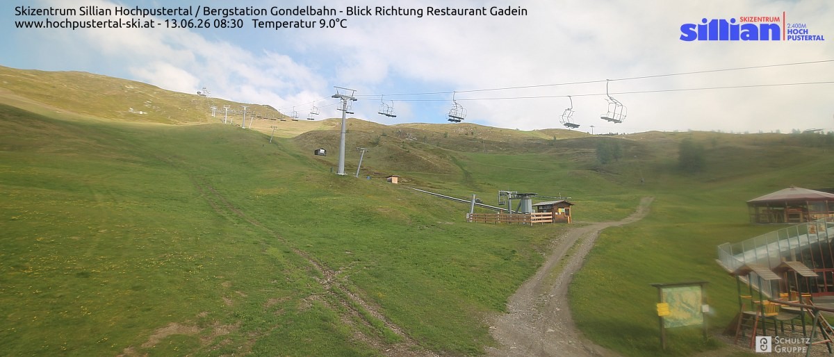 Archiv Foto Webcam Bergstation Gondelbahn in Sillian