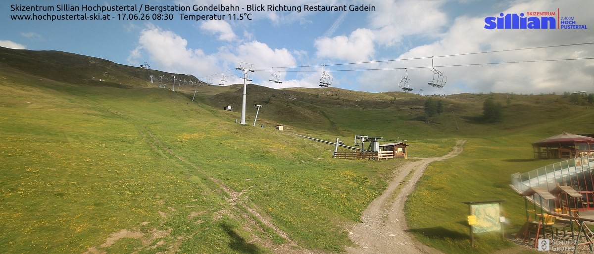 Archiv Foto Webcam Bergstation Gondelbahn in Sillian