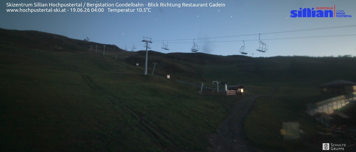 Archiv Foto Webcam Bergstation Gondelbahn in Sillian