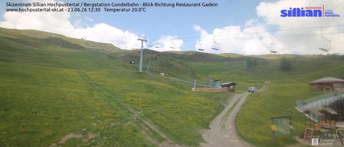 Archiv Foto Webcam Bergstation Gondelbahn in Sillian