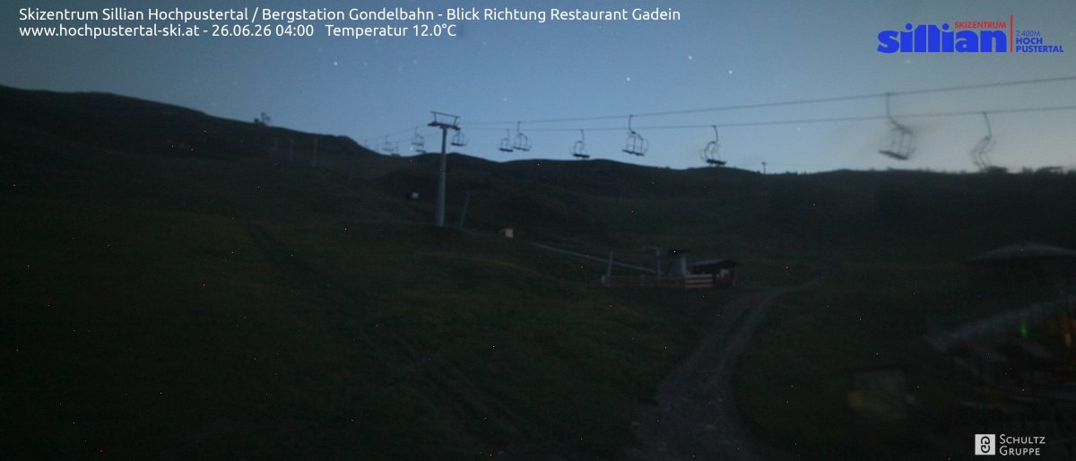 Archiv Foto Webcam Bergstation Gondelbahn in Sillian