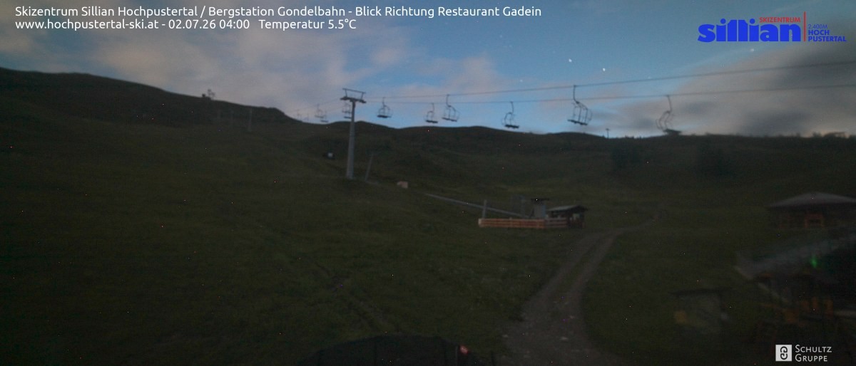 Archiv Foto Webcam Bergstation Gondelbahn in Sillian