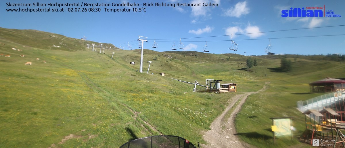 Archiv Foto Webcam Bergstation Gondelbahn in Sillian