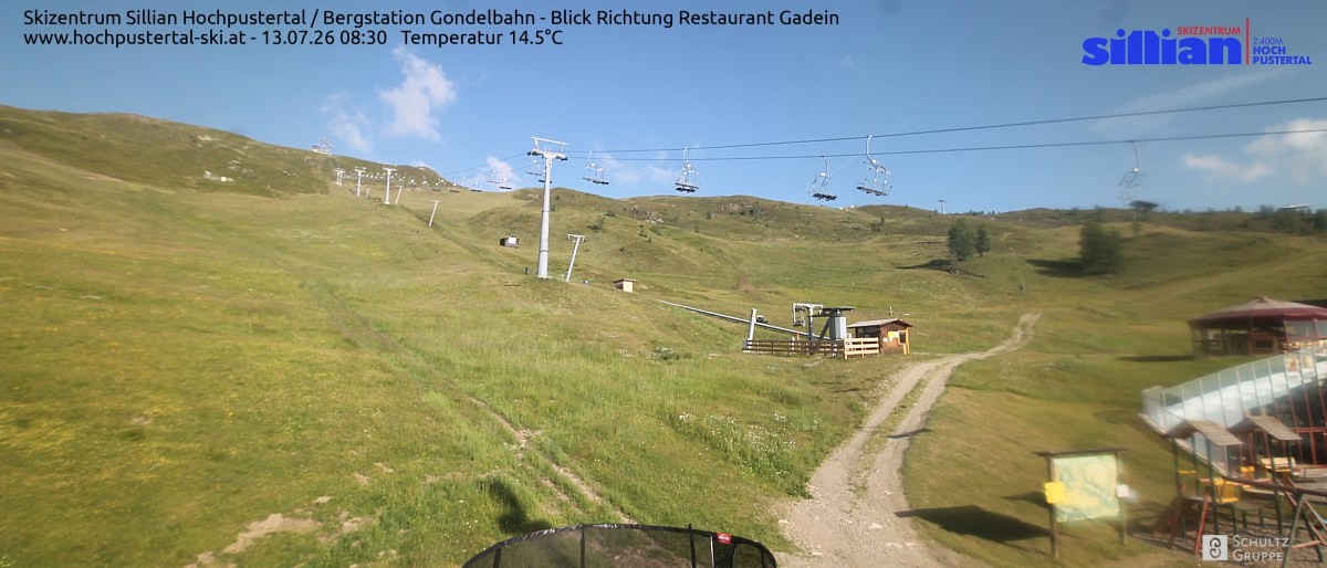 Archiv Foto Webcam Bergstation Gondelbahn in Sillian