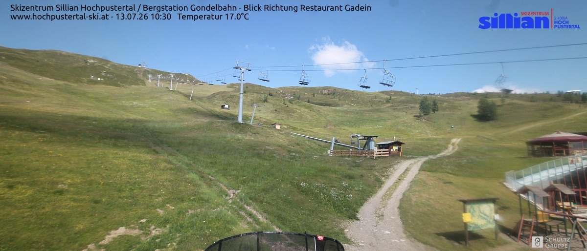 Archiv Foto Webcam Bergstation Gondelbahn in Sillian