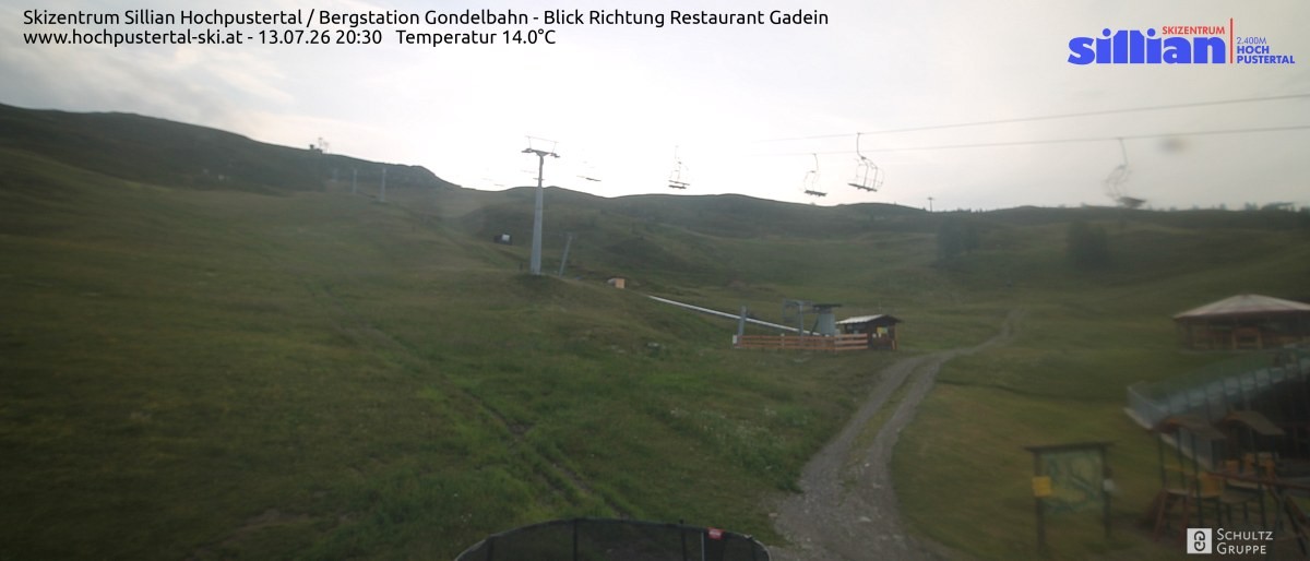 Archiv Foto Webcam Bergstation Gondelbahn in Sillian