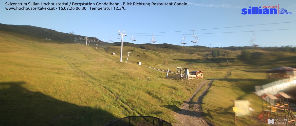 Archiv Foto Webcam Bergstation Gondelbahn in Sillian