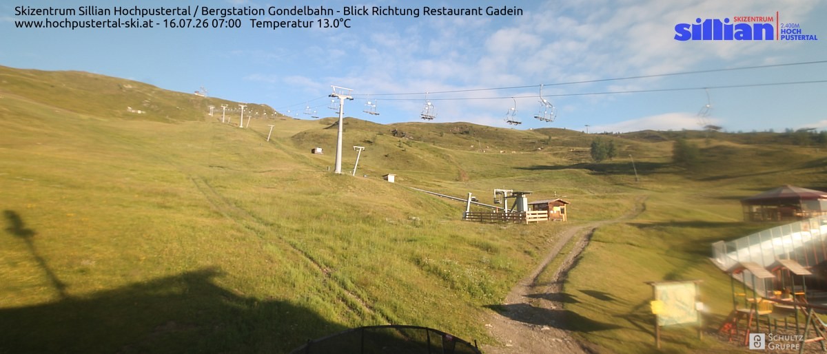 Archiv Foto Webcam Bergstation Gondelbahn in Sillian