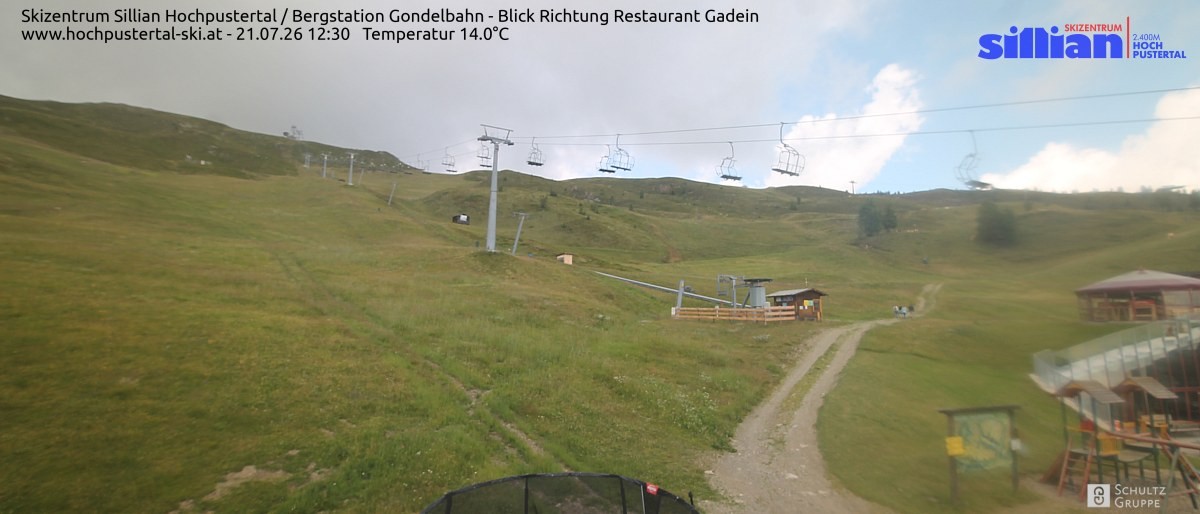 Archiv Foto Webcam Bergstation Gondelbahn in Sillian