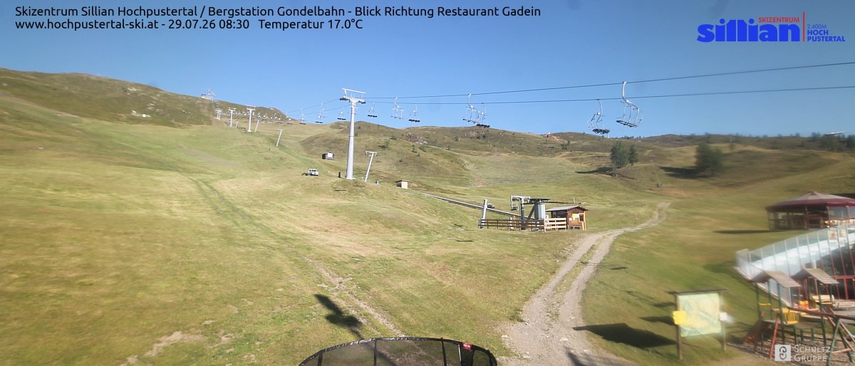 Archiv Foto Webcam Bergstation Gondelbahn in Sillian