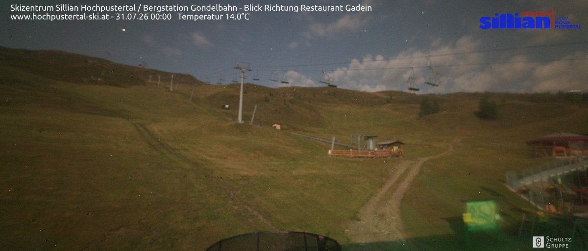 Archiv Foto Webcam Bergstation Gondelbahn in Sillian