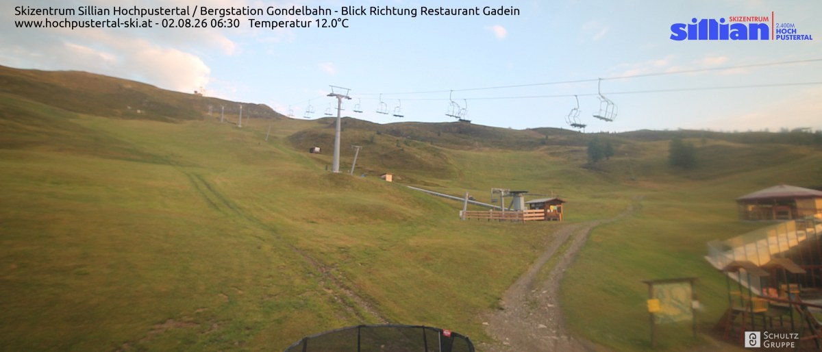 Archiv Foto Webcam Bergstation Gondelbahn in Sillian