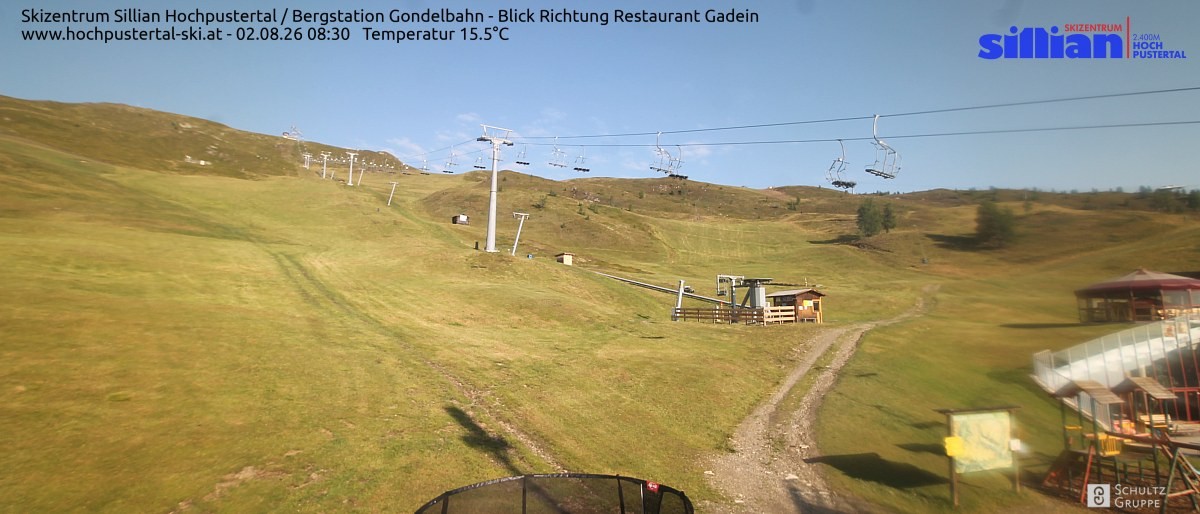 Archiv Foto Webcam Bergstation Gondelbahn in Sillian