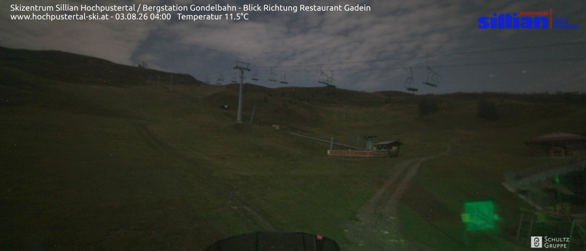 Archiv Foto Webcam Bergstation Gondelbahn in Sillian