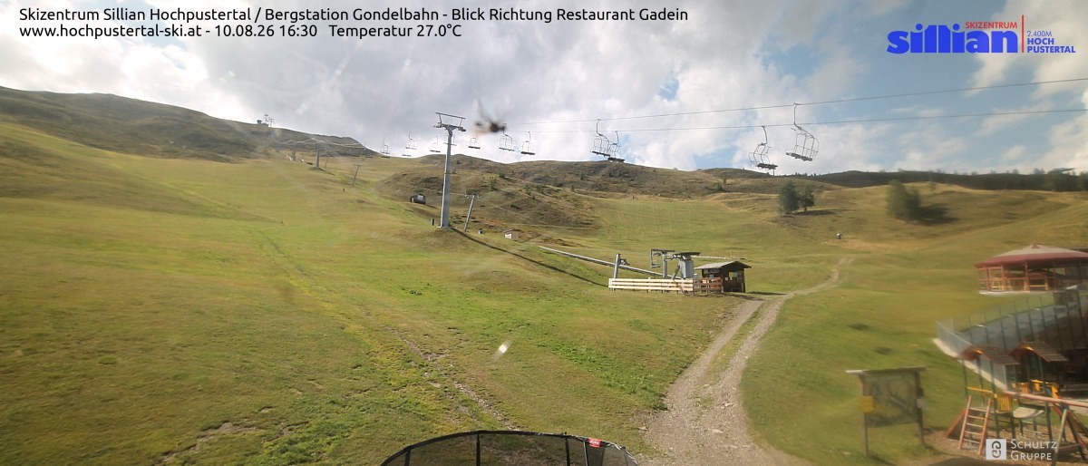 Archiv Foto Webcam Bergstation Gondelbahn in Sillian