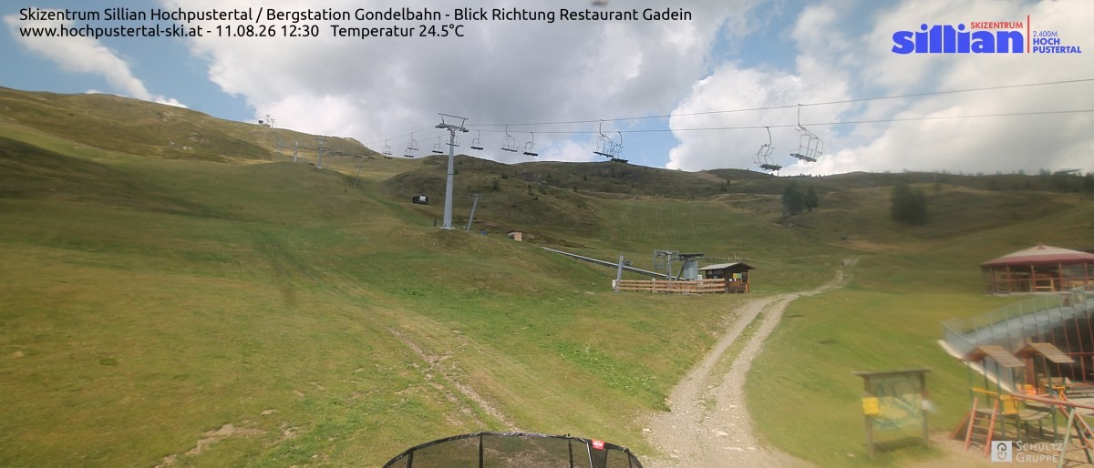 Archiv Foto Webcam Bergstation Gondelbahn in Sillian