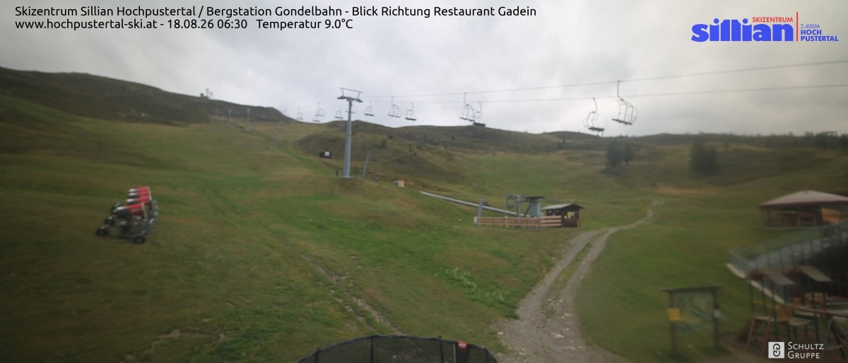 Archiv Foto Webcam Bergstation Gondelbahn in Sillian