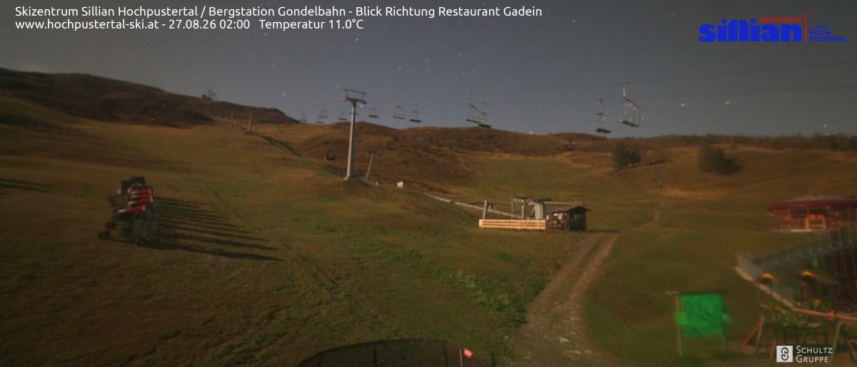 Archiv Foto Webcam Bergstation Gondelbahn in Sillian