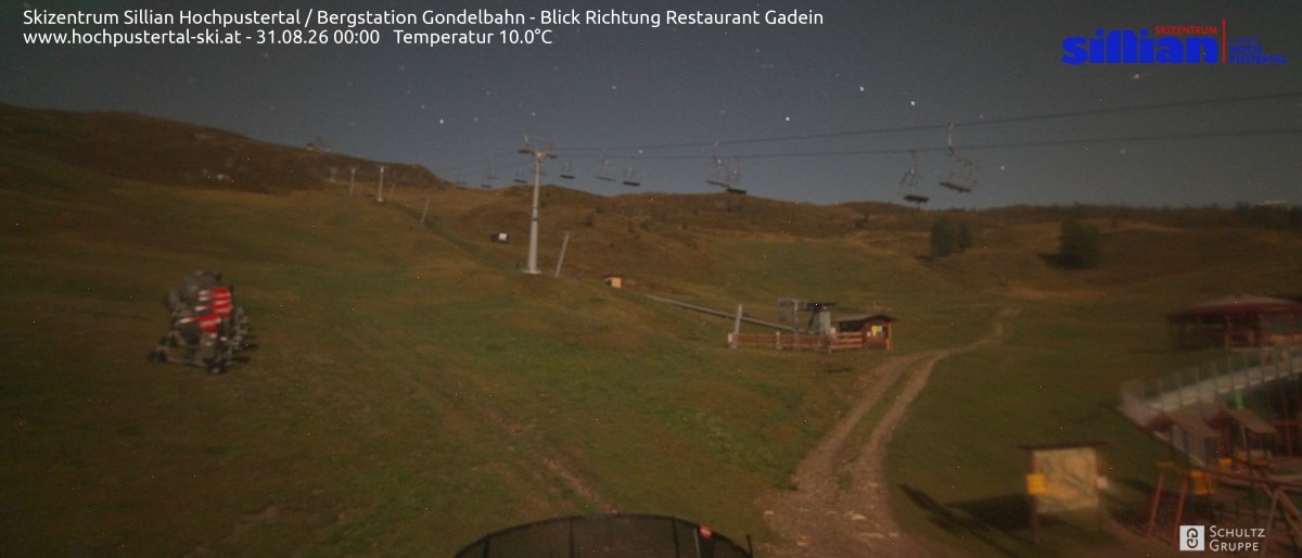 Archiv Foto Webcam Bergstation Gondelbahn in Sillian