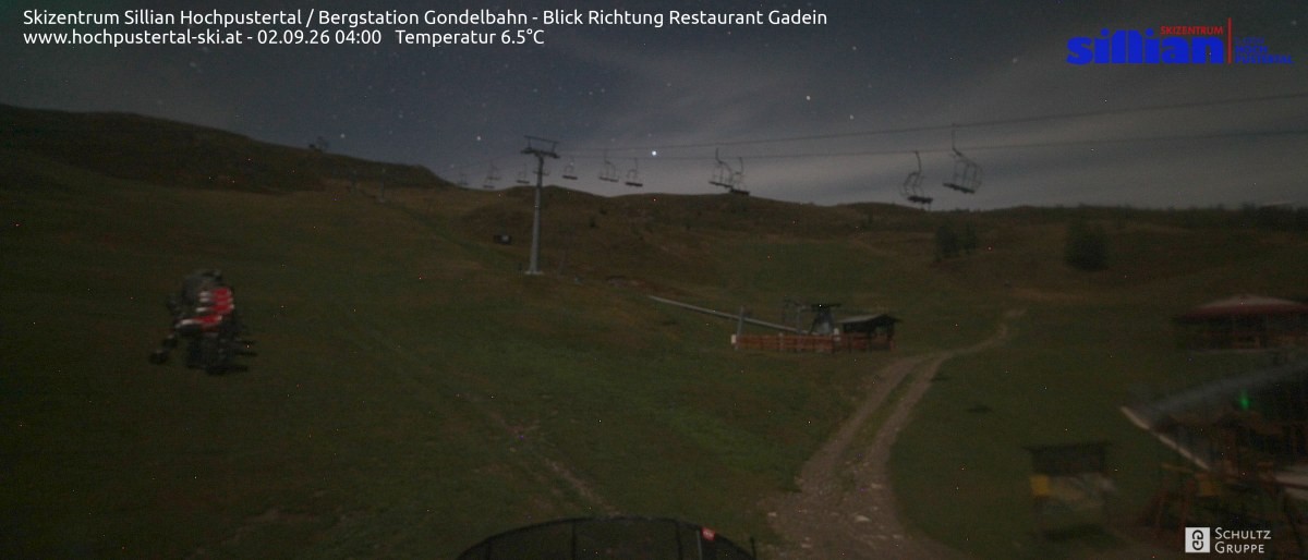 Archiv Foto Webcam Bergstation Gondelbahn in Sillian