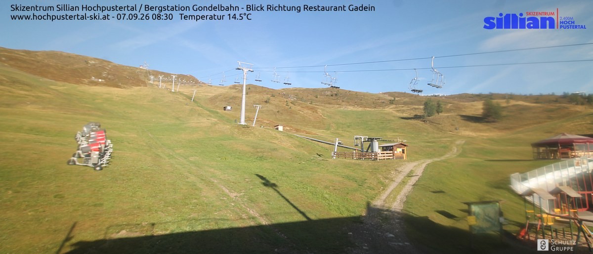Archiv Foto Webcam Bergstation Gondelbahn in Sillian
