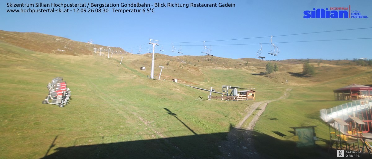 Archiv Foto Webcam Bergstation Gondelbahn in Sillian
