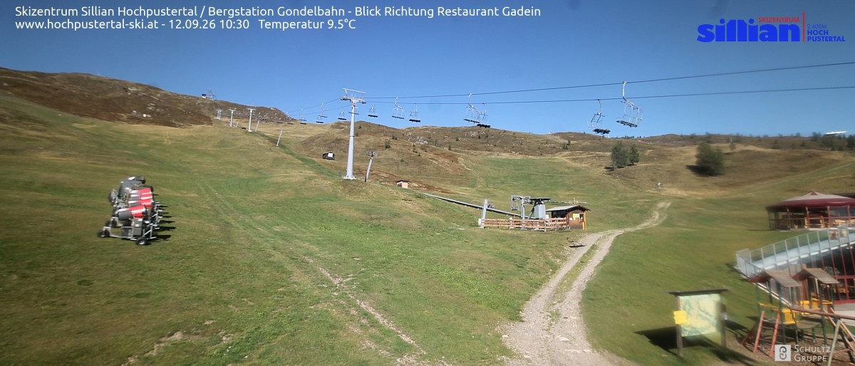 Archiv Foto Webcam Bergstation Gondelbahn in Sillian