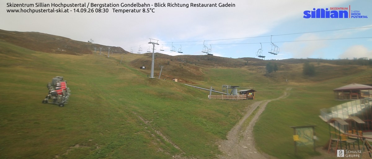 Archiv Foto Webcam Bergstation Gondelbahn in Sillian