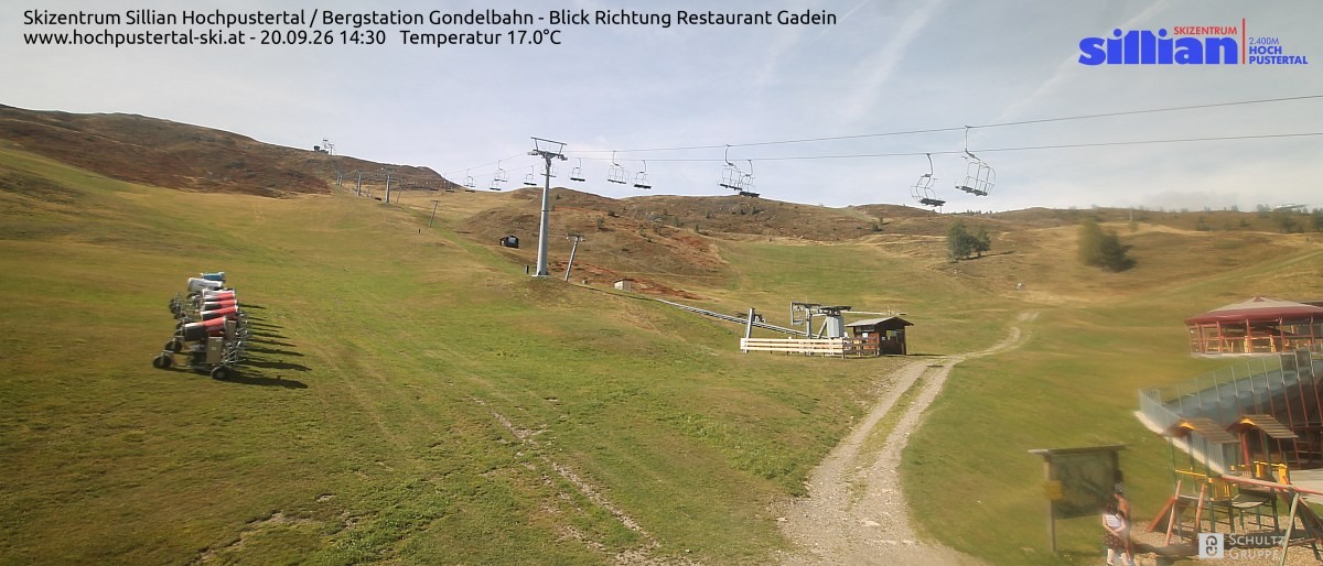 Archiv Foto Webcam Bergstation Gondelbahn in Sillian