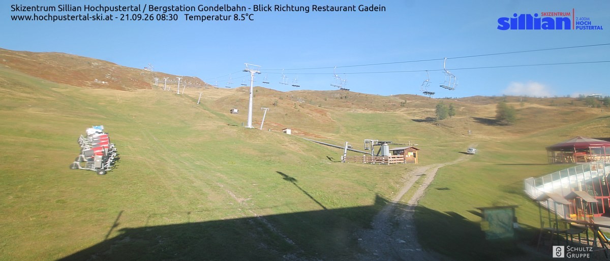 Archiv Foto Webcam Bergstation Gondelbahn in Sillian