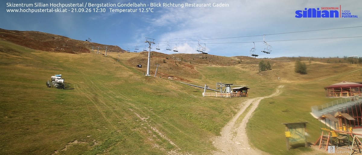 Archiv Foto Webcam Bergstation Gondelbahn in Sillian