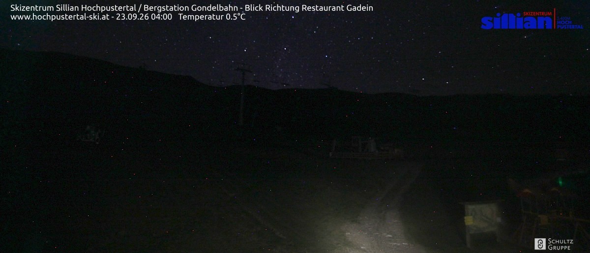 Archiv Foto Webcam Bergstation Gondelbahn in Sillian