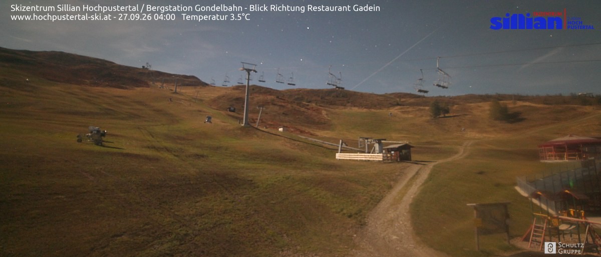 Archiv Foto Webcam Bergstation Gondelbahn in Sillian